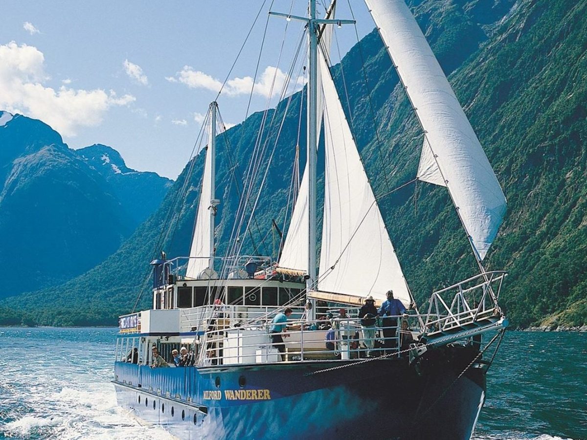 Milford Wanderer Overnight Cruise