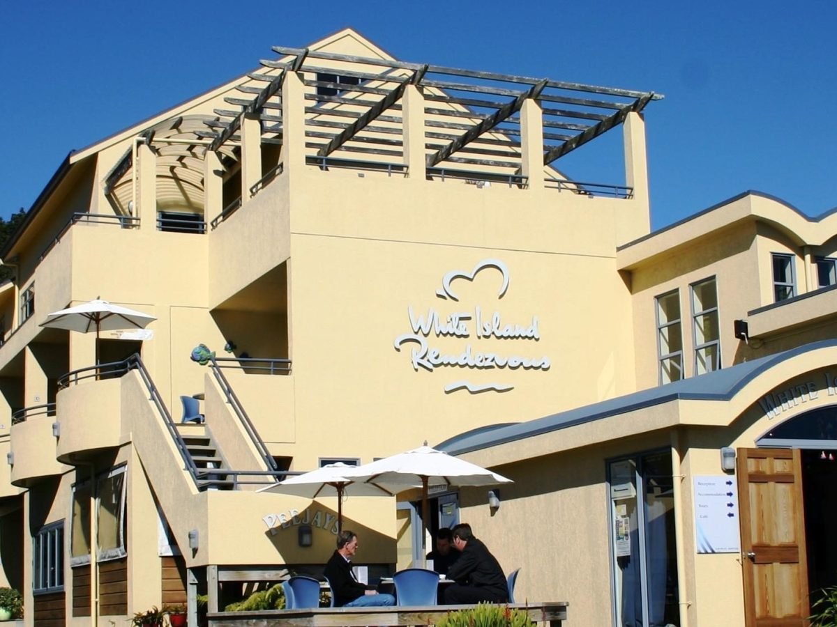 Rendezvous Hotel White Island