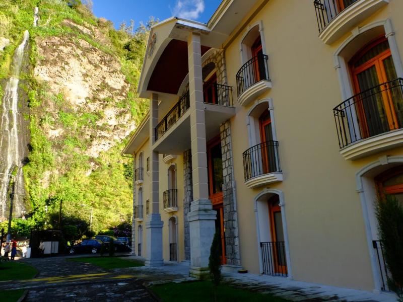 Sangay Spa Hotel