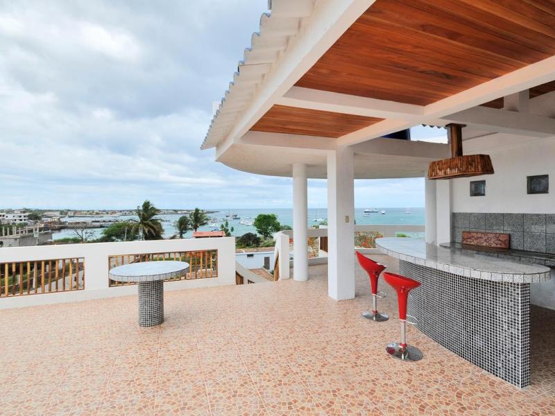 Casa Iguana Mar y Sol